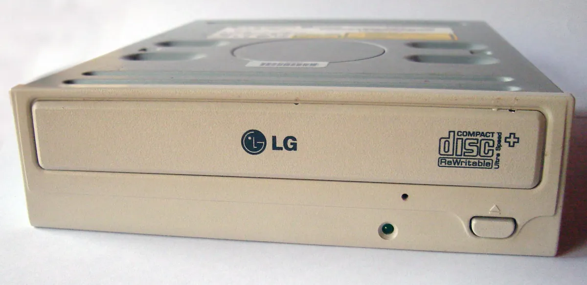 Привод LG CD-RW Ultra Speed+